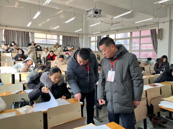 东营成人高考报名考试现场实景